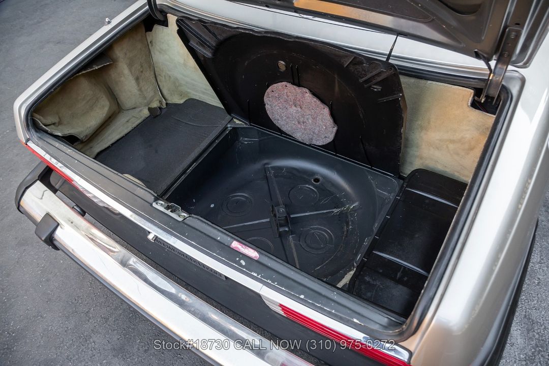 1987 Mercedes-Benz 560SL