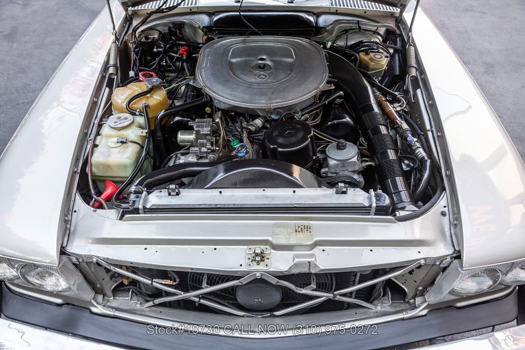 1987 Mercedes-Benz 560SL