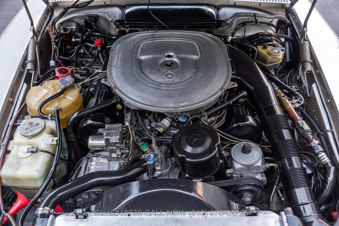 1987 Mercedes-Benz 560SL