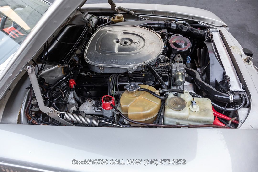 1987 Mercedes-Benz 560SL
