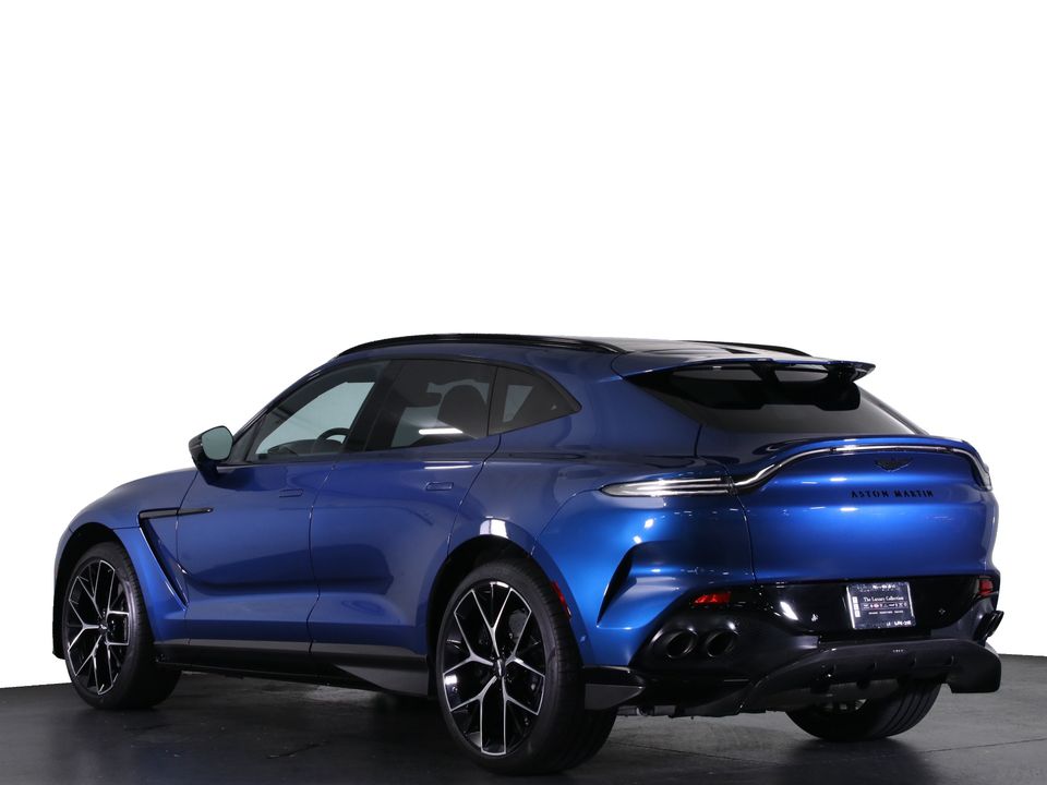 2025 Aston Martin DBX