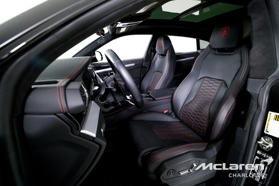 2022 Lamborghini Urus