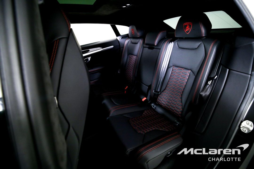 2022 Lamborghini Urus