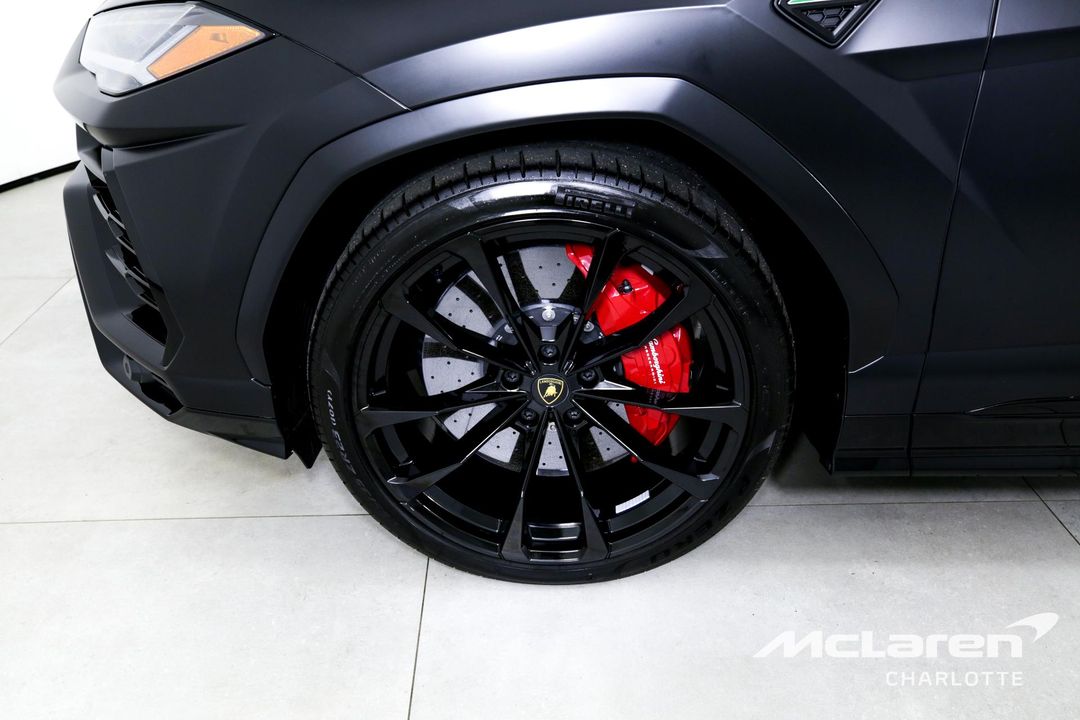 2022 Lamborghini Urus