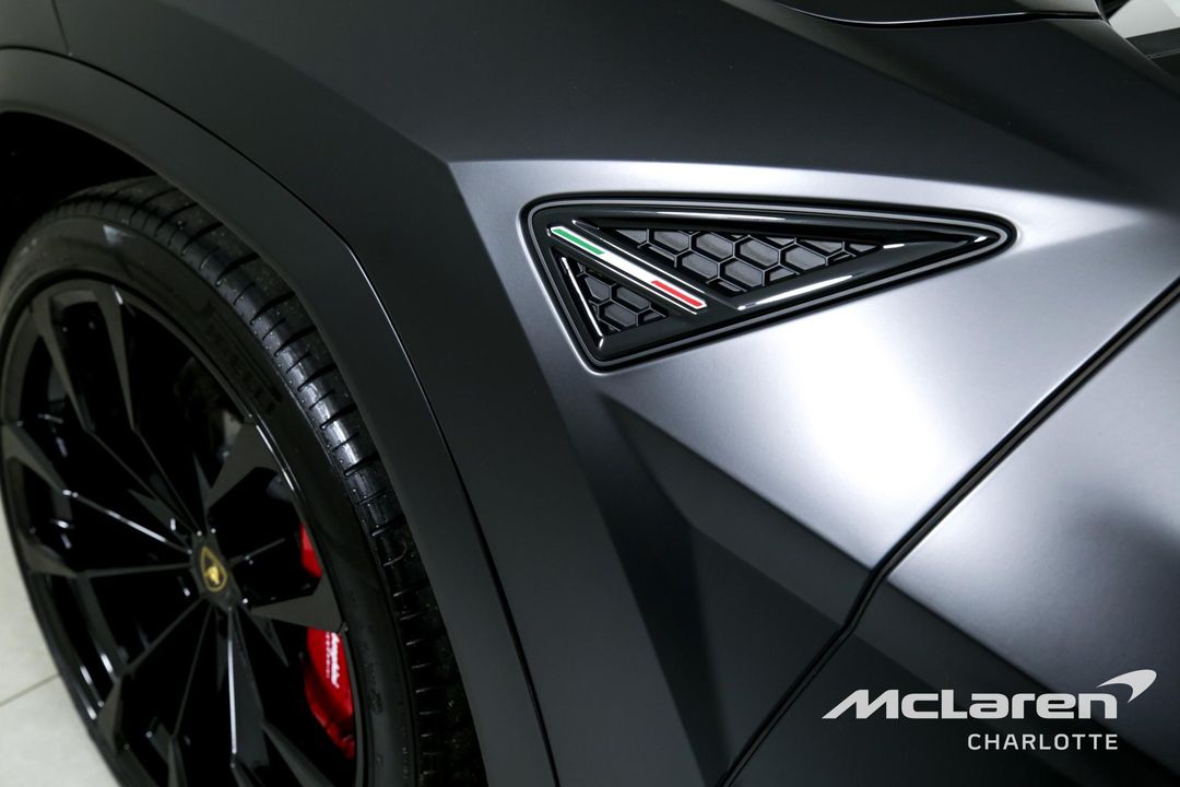 2022 Lamborghini Urus