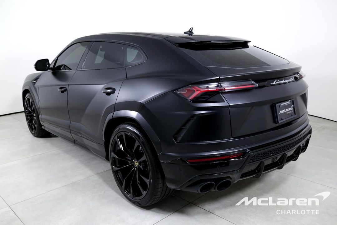 2022 Lamborghini Urus