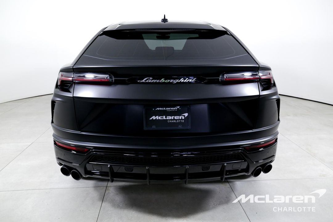 2022 Lamborghini Urus