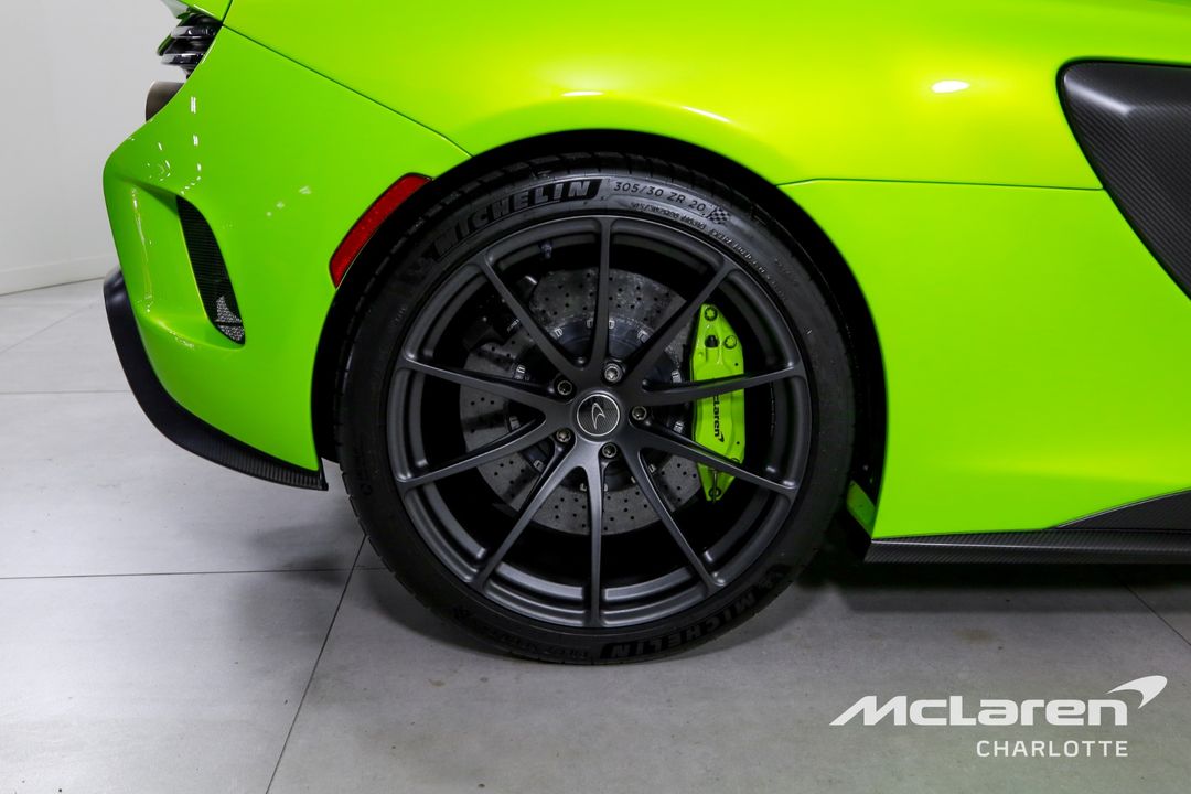 2016 McLaren 675LT