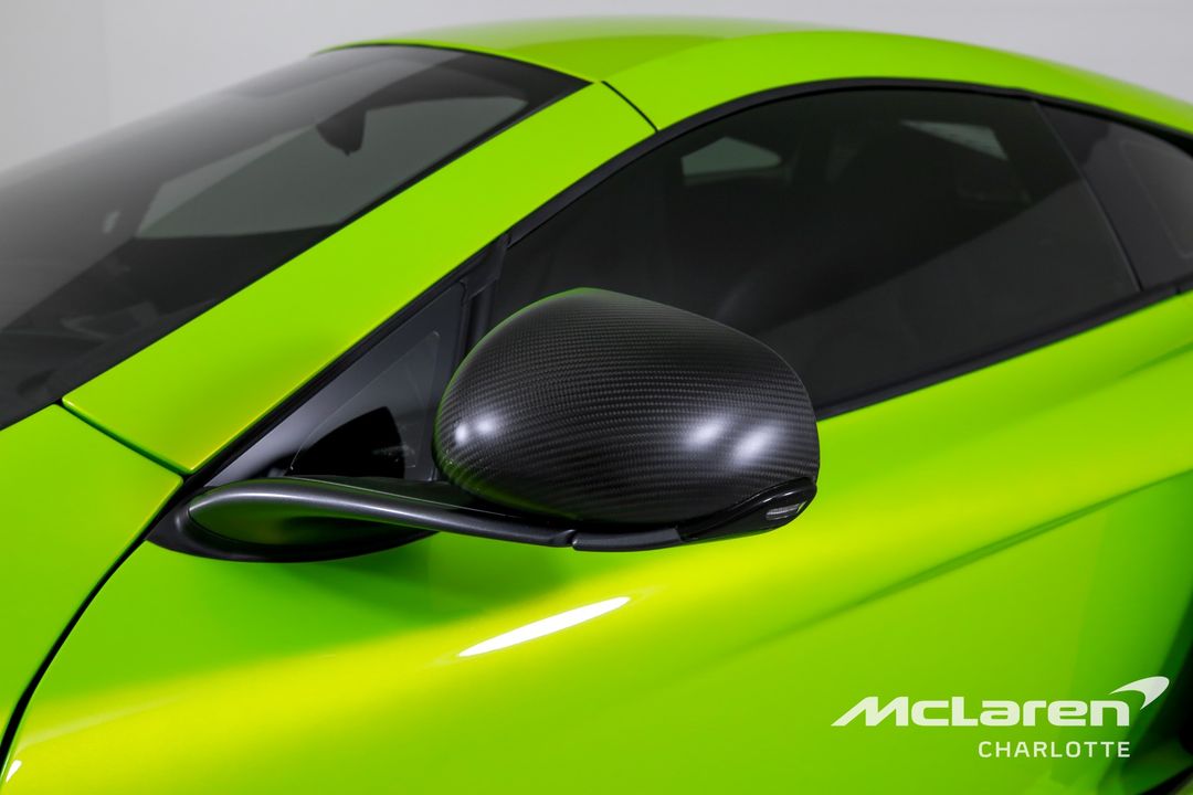 2016 McLaren 675LT