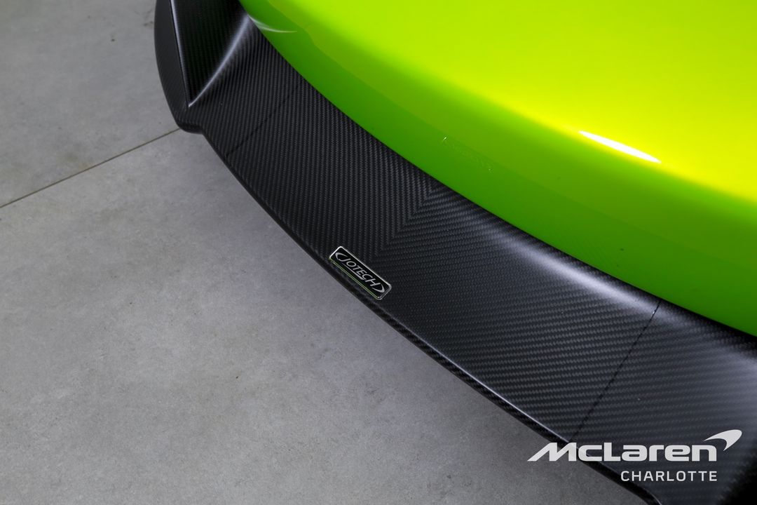 2016 McLaren 675LT