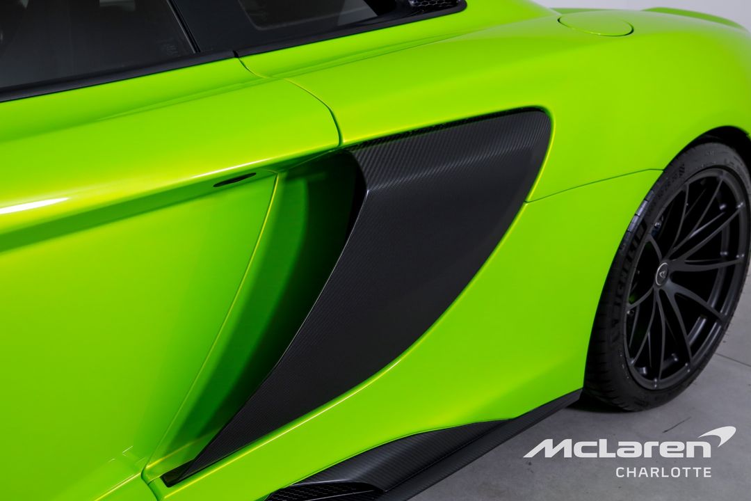 2016 McLaren 675LT