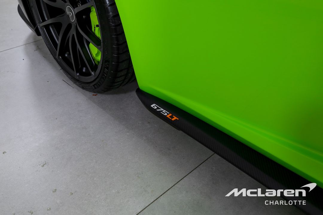 2016 McLaren 675LT
