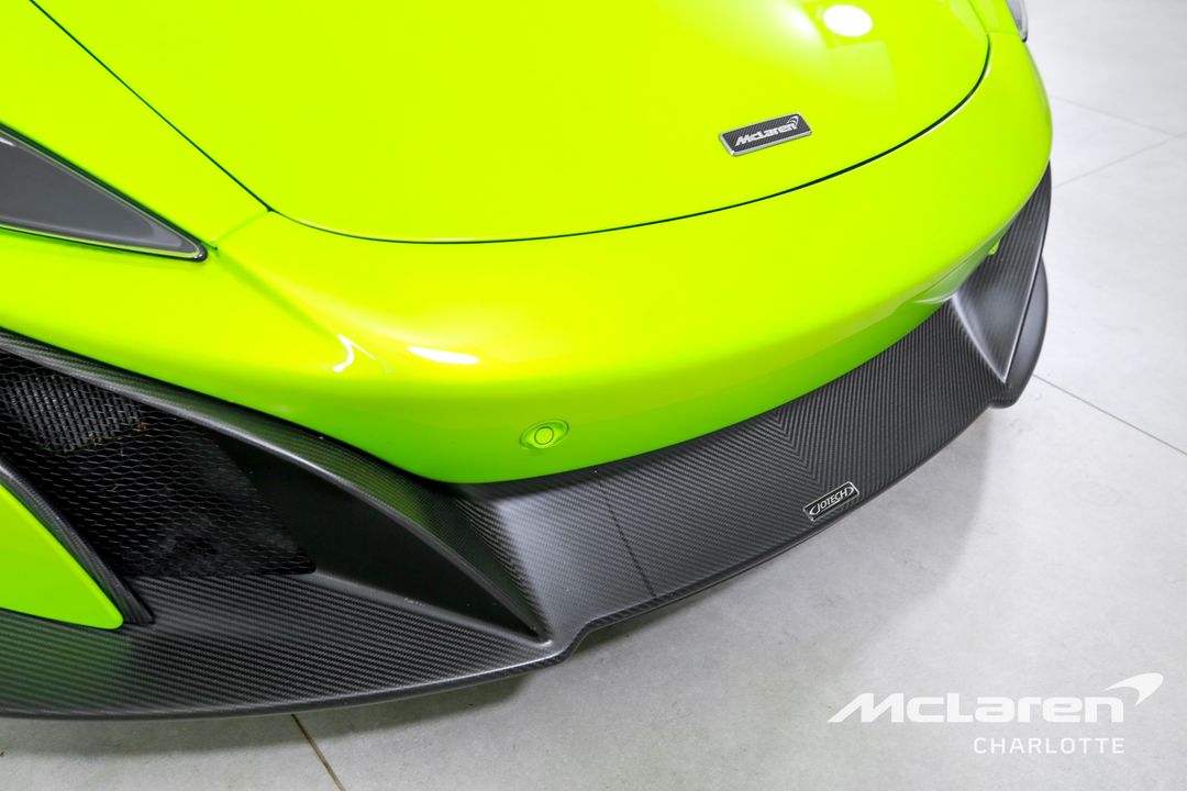 2016 McLaren 675LT