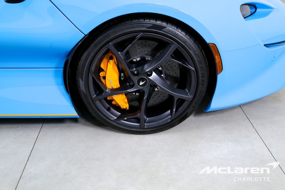 2021 MCLAREN ELVA