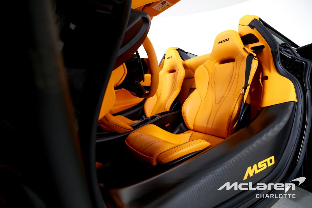 2022 McLaren 765LT Spider