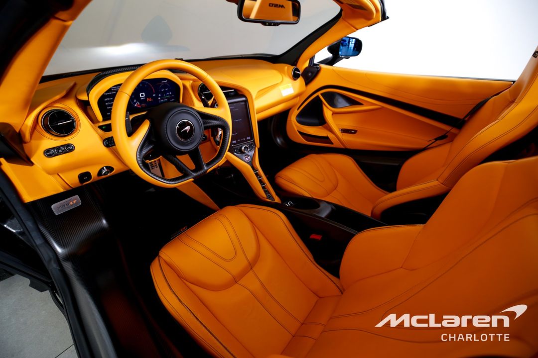 2022 McLaren 765LT Spider