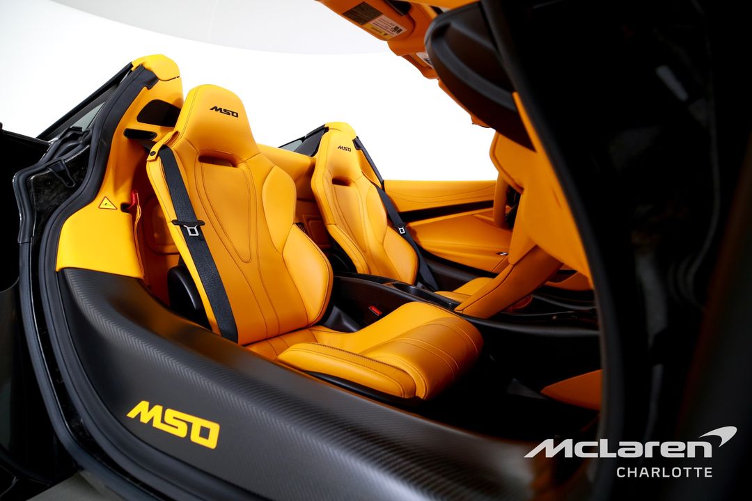 2022 McLaren 765LT Spider