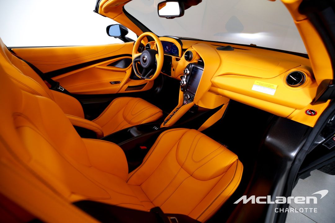 2022 McLaren 765LT Spider