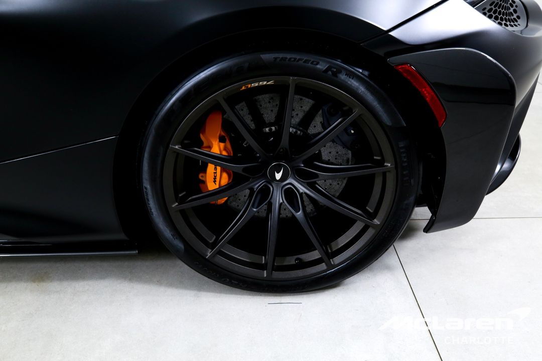 2022 McLaren 765LT Spider