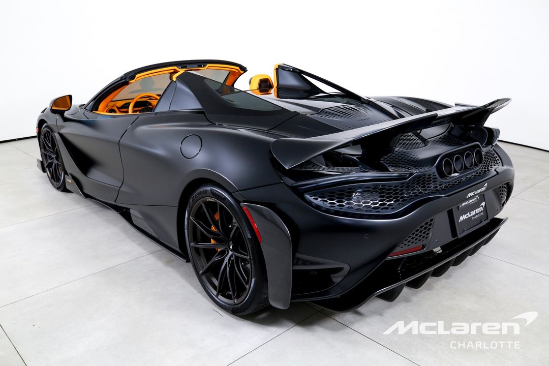 2022 McLaren 765LT Spider