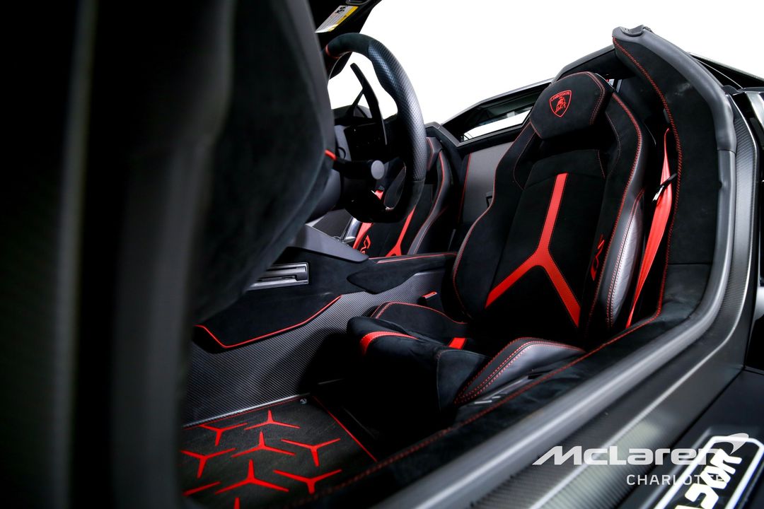 2021 Lamborghini Aventador