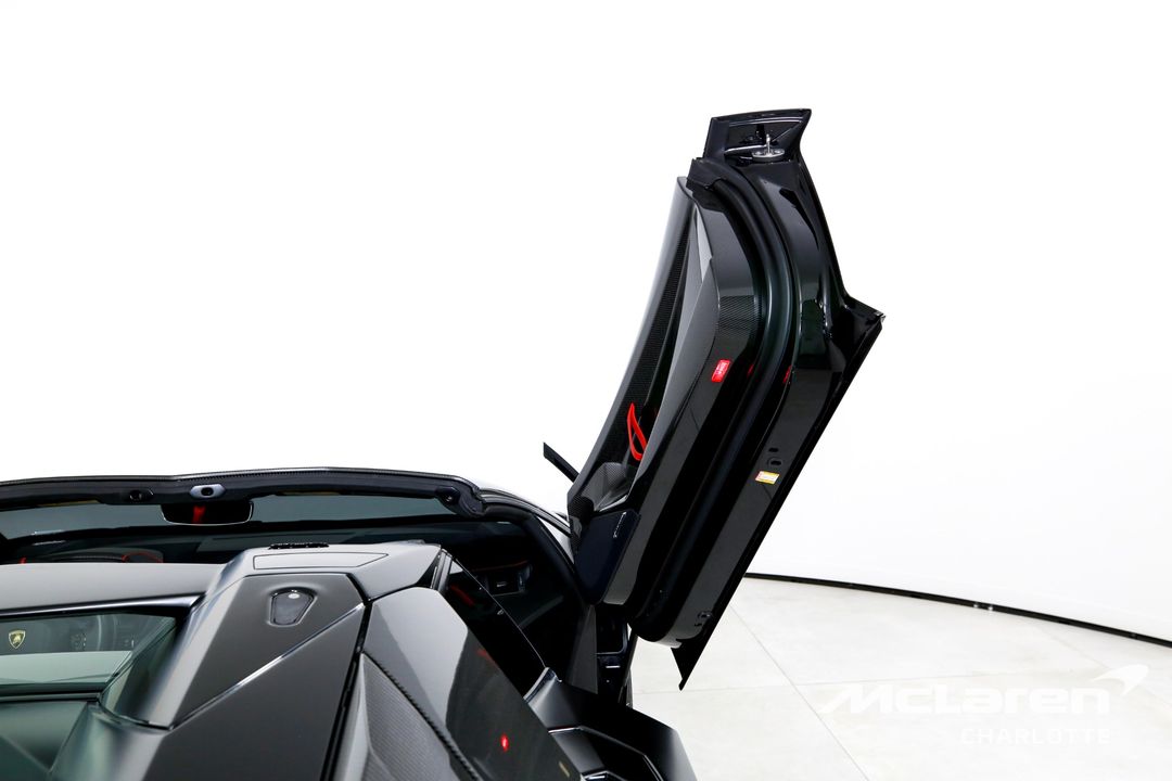 2021 Lamborghini Aventador