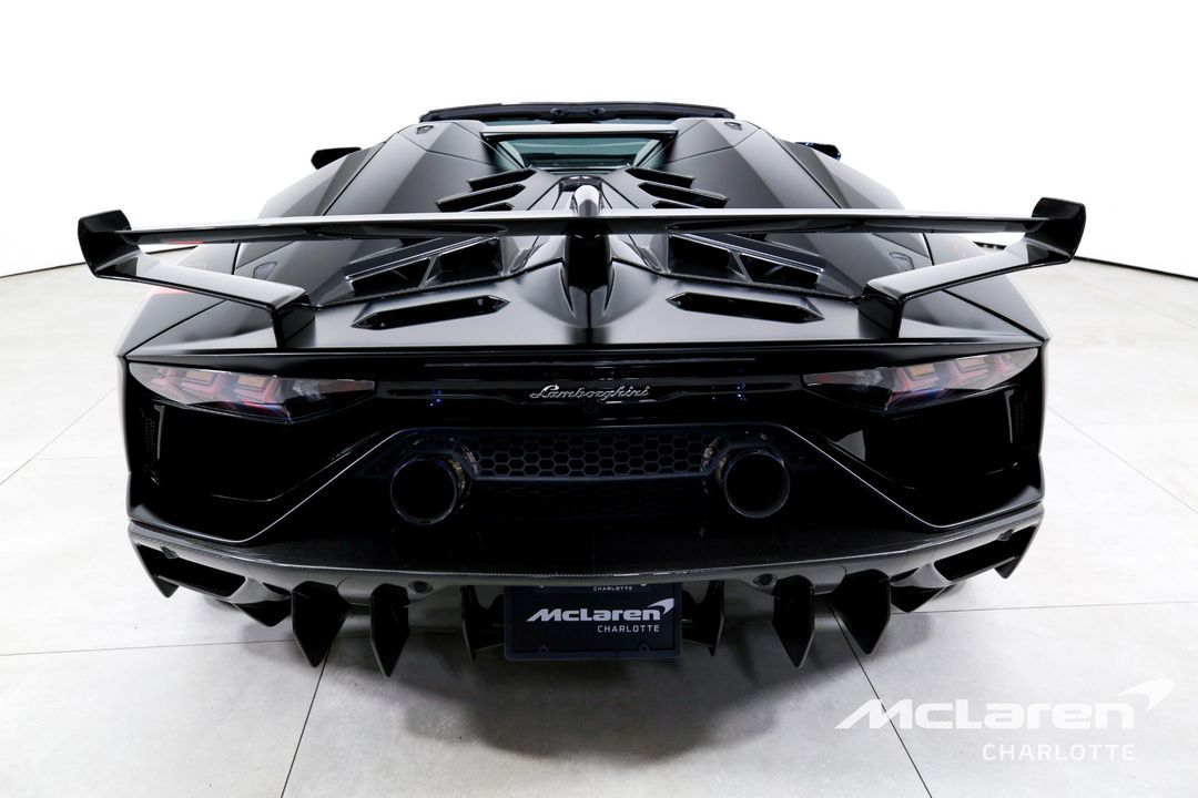 2021 Lamborghini Aventador