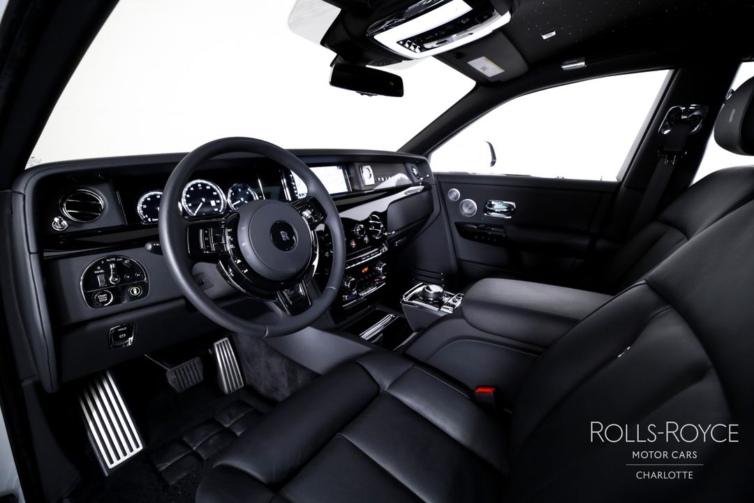 2023 Rolls-Royce Phantom