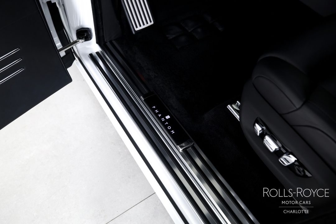 2023 Rolls-Royce Phantom
