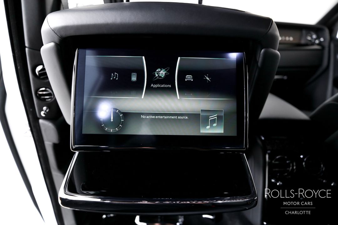 2023 Rolls-Royce Phantom