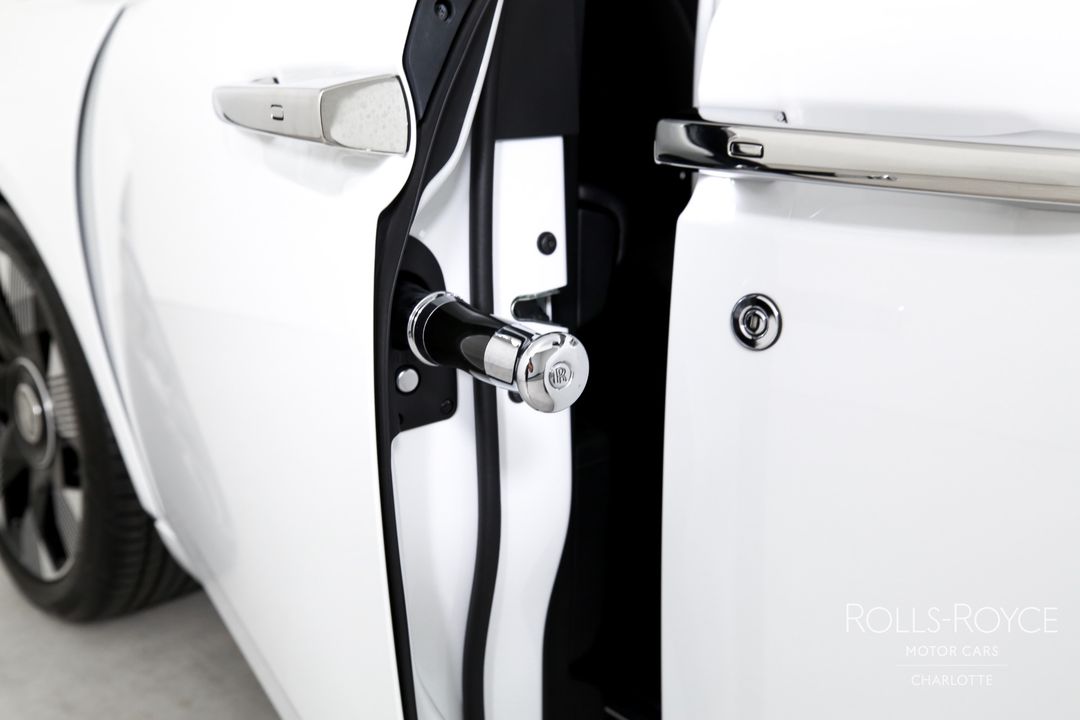 2023 Rolls-Royce Phantom