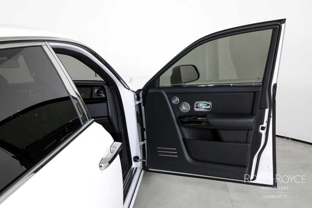 2023 Rolls-Royce Phantom