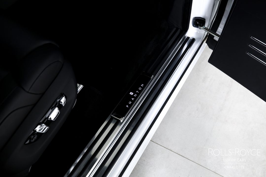 2023 Rolls-Royce Phantom