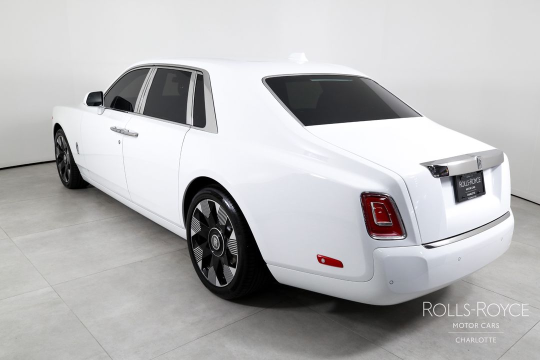 2023 Rolls-Royce Phantom