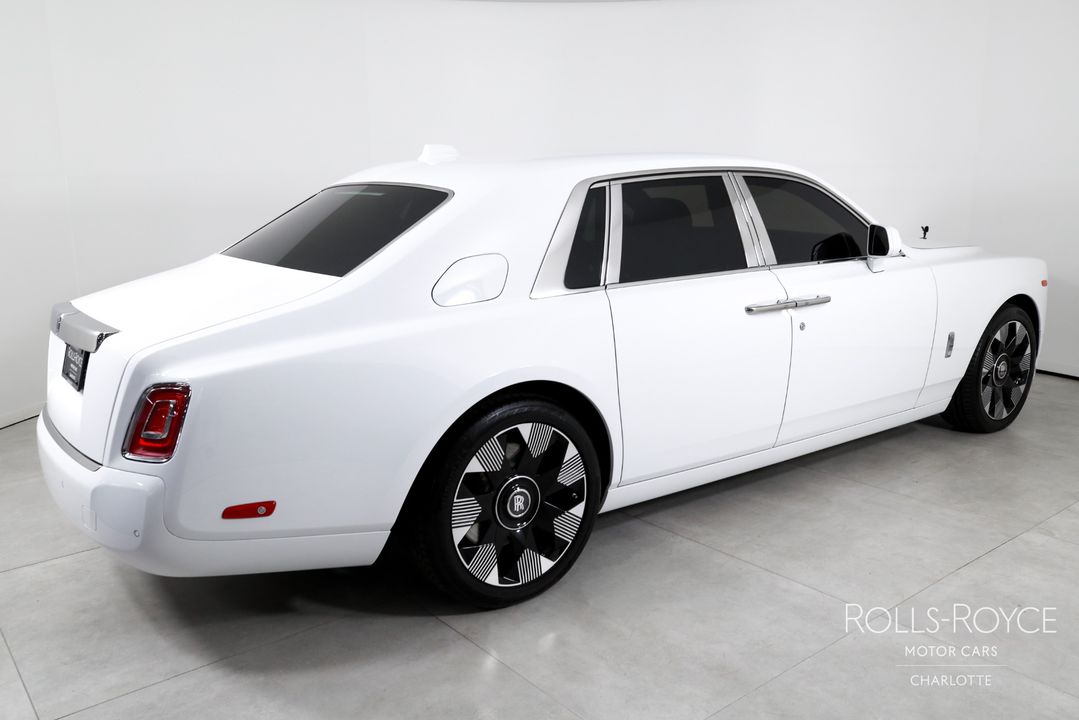 2023 Rolls-Royce Phantom