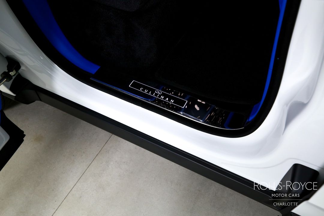 2024 Rolls-Royce Black Badge Cullinan