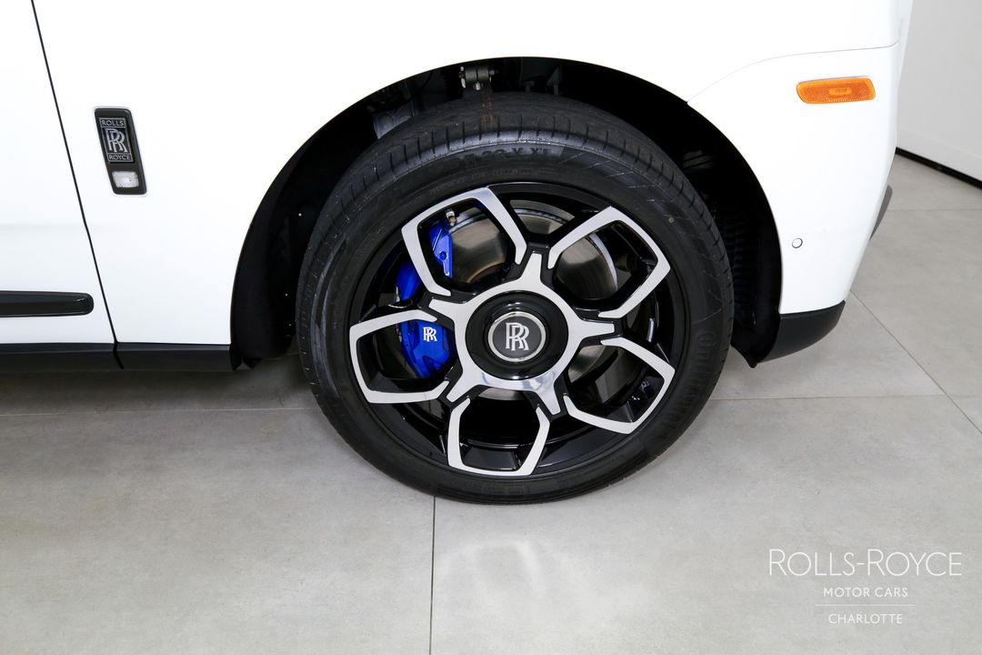 2024 Rolls-Royce Black Badge Cullinan