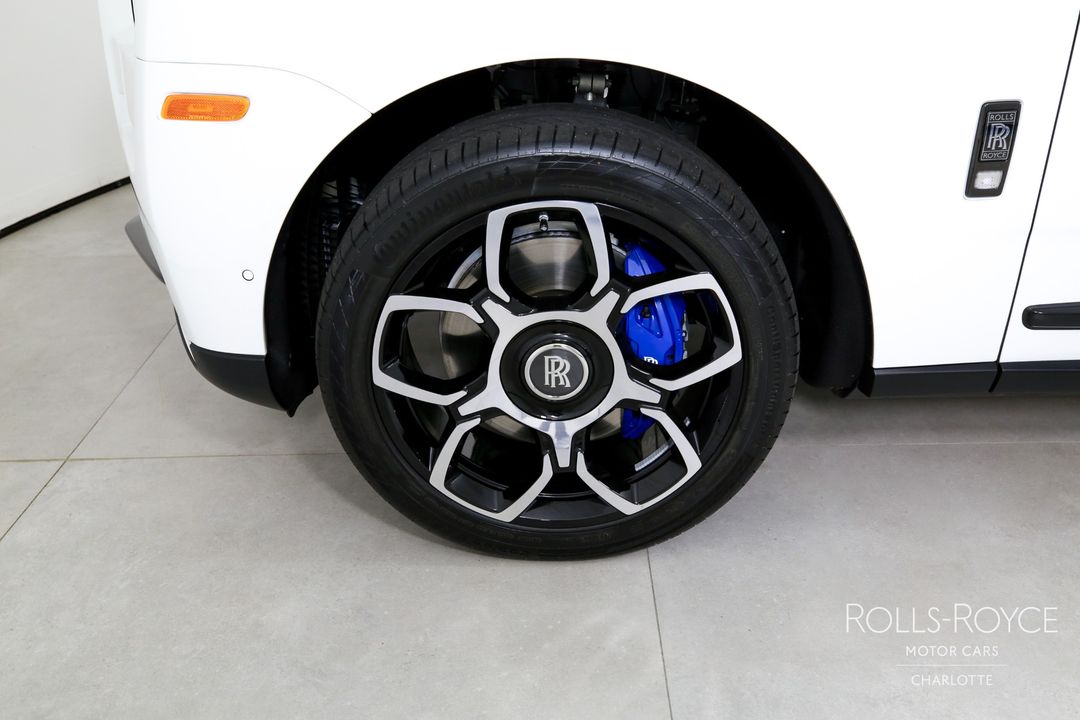 2024 Rolls-Royce Black Badge Cullinan