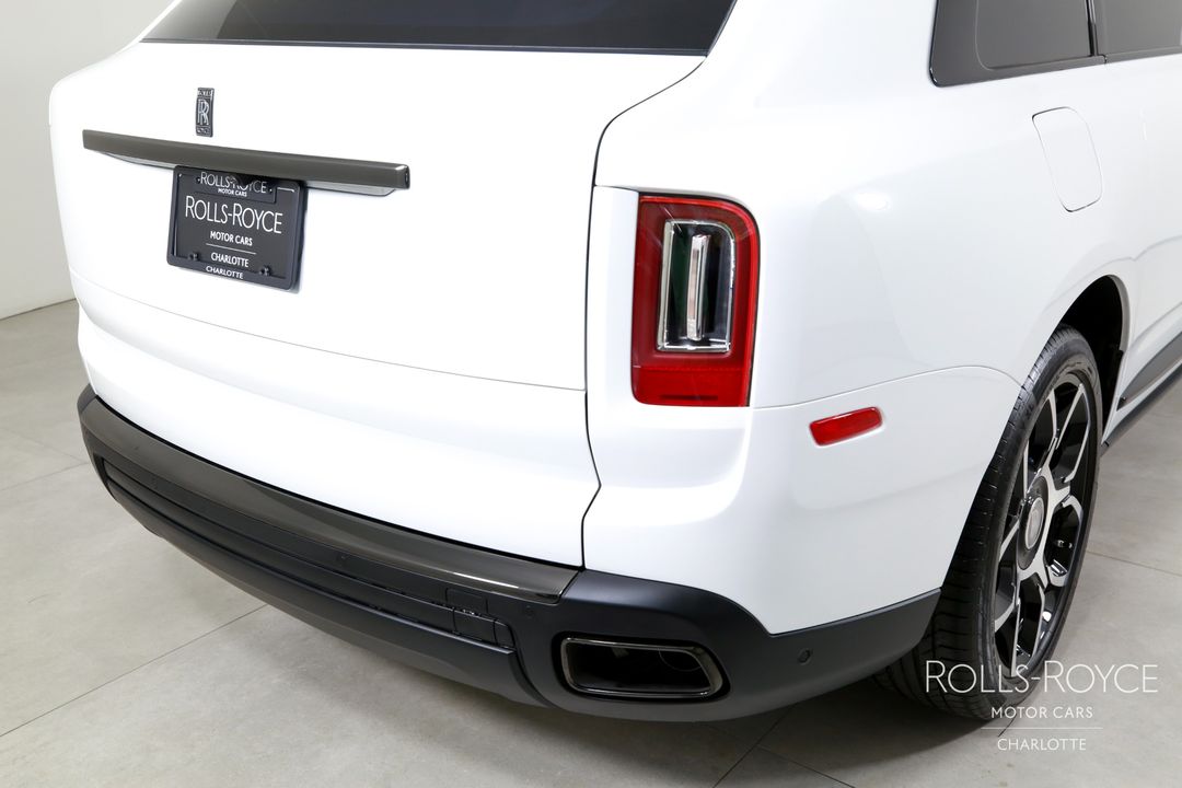 2024 Rolls-Royce Black Badge Cullinan