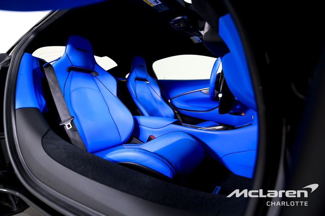 2024 McLaren Artura
