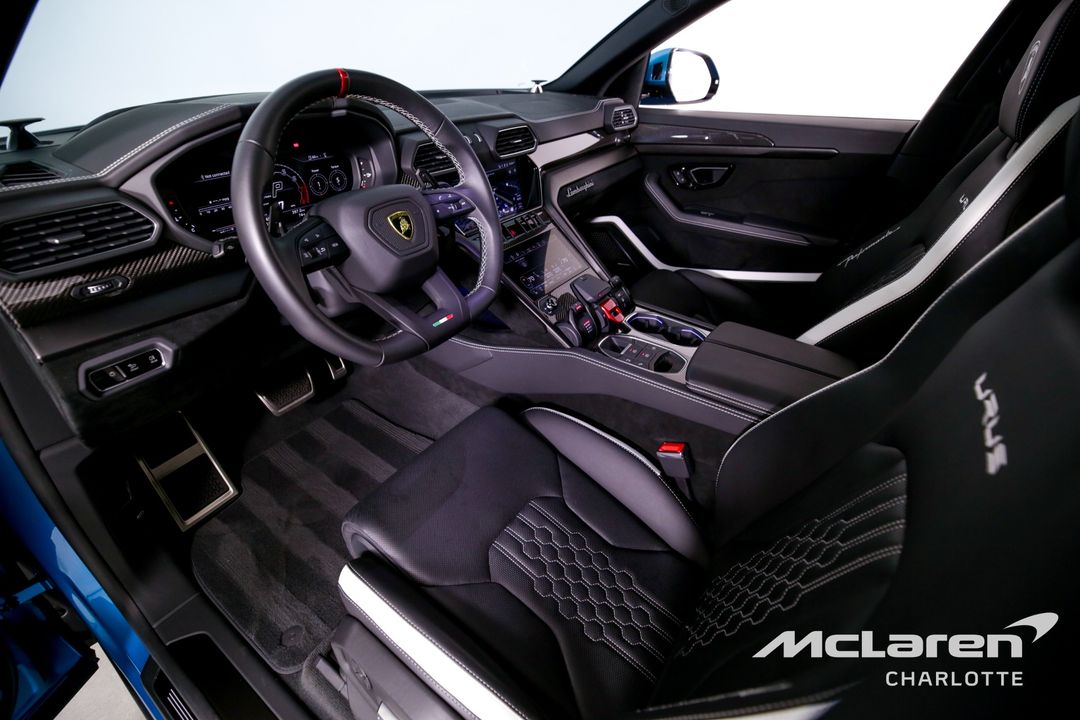 2023 Lamborghini Urus