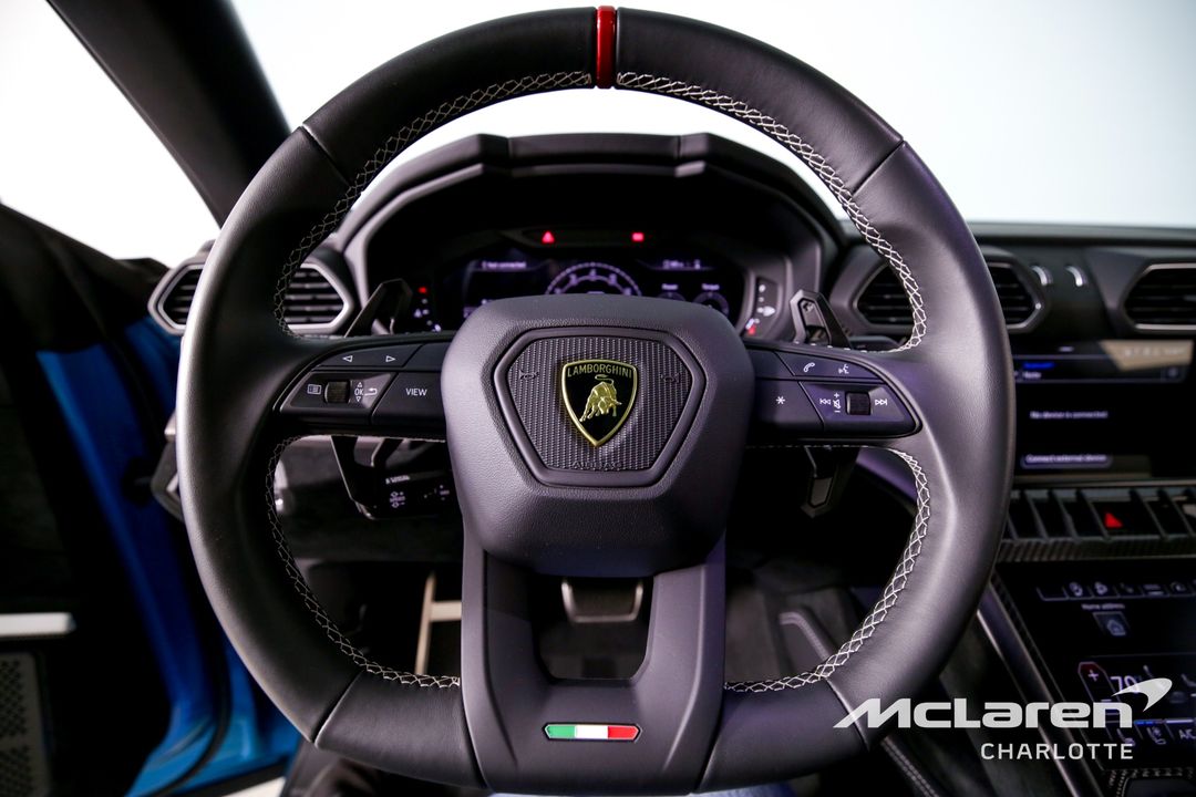 2023 Lamborghini Urus