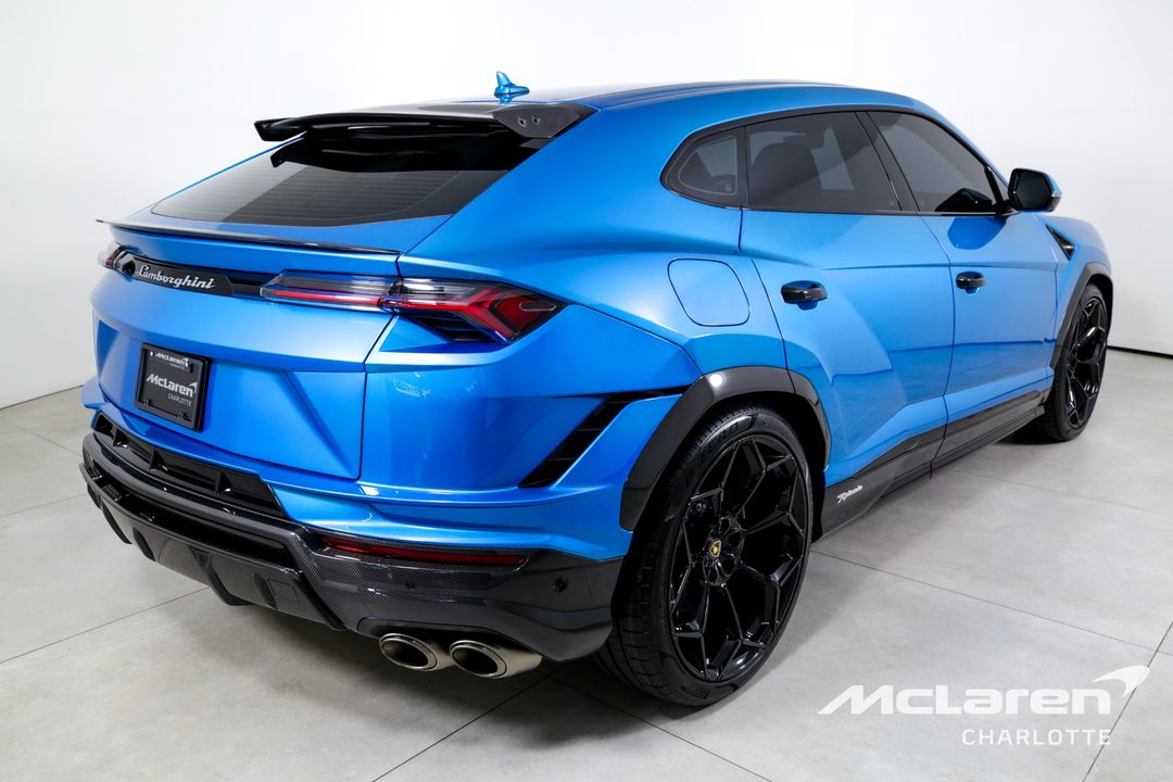 2023 Lamborghini Urus