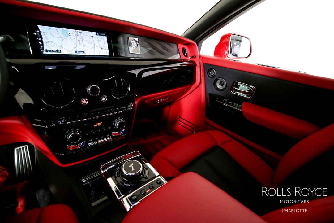 2024 Rolls-Royce Phantom