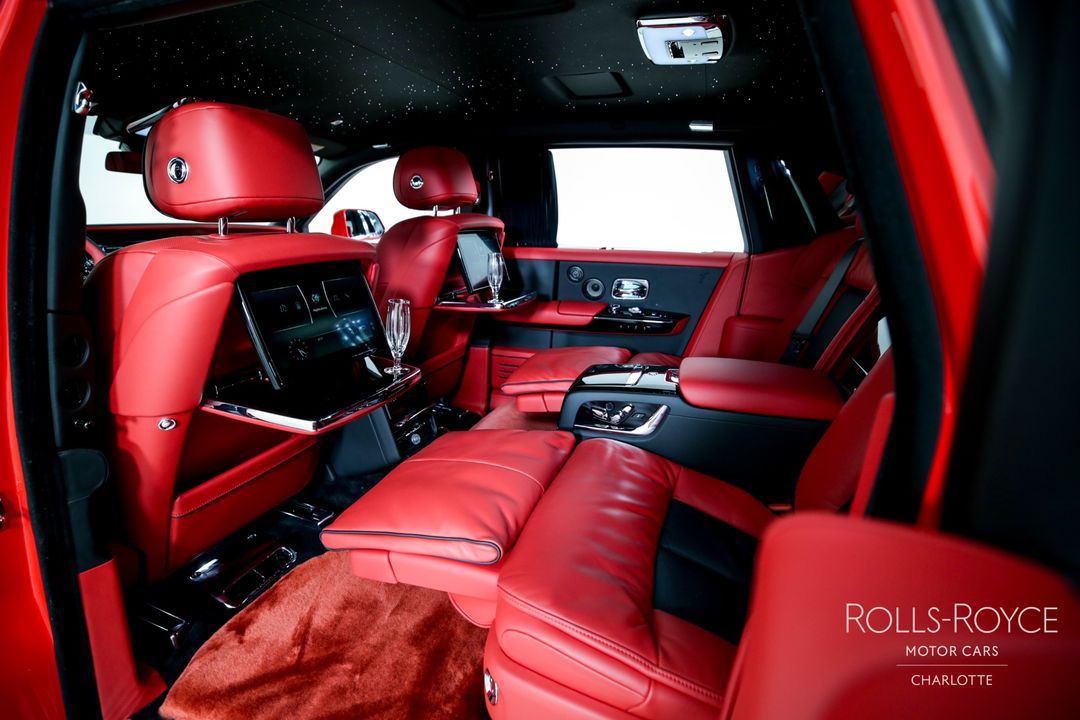 2024 Rolls-Royce Phantom