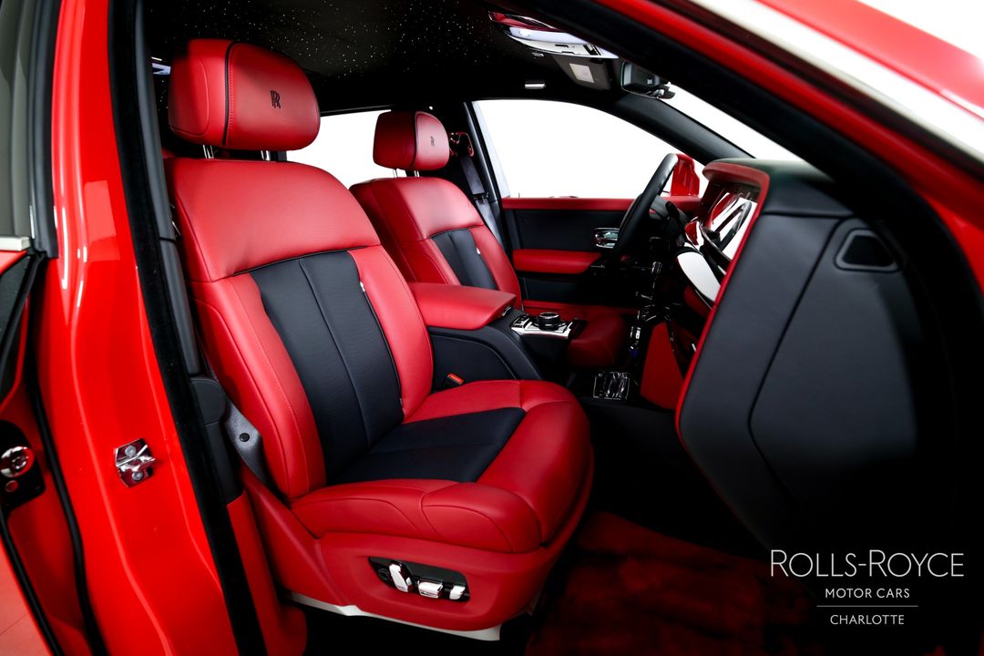 2024 Rolls-Royce Phantom