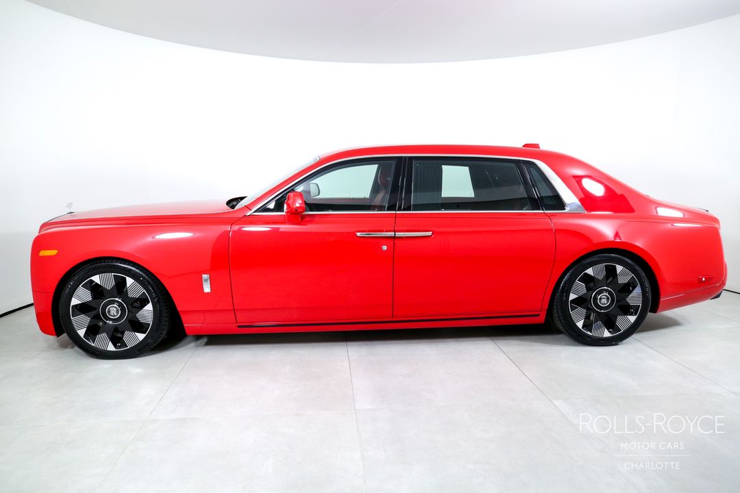 2024 Rolls-Royce Phantom