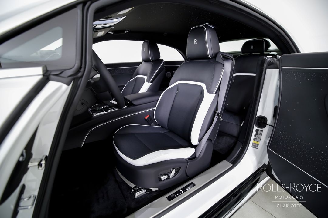 2024 Rolls-Royce Spectre