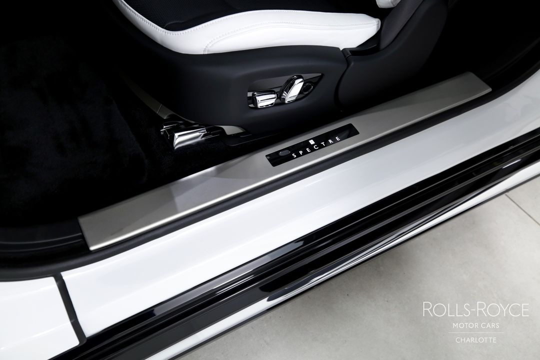 2024 Rolls-Royce Spectre