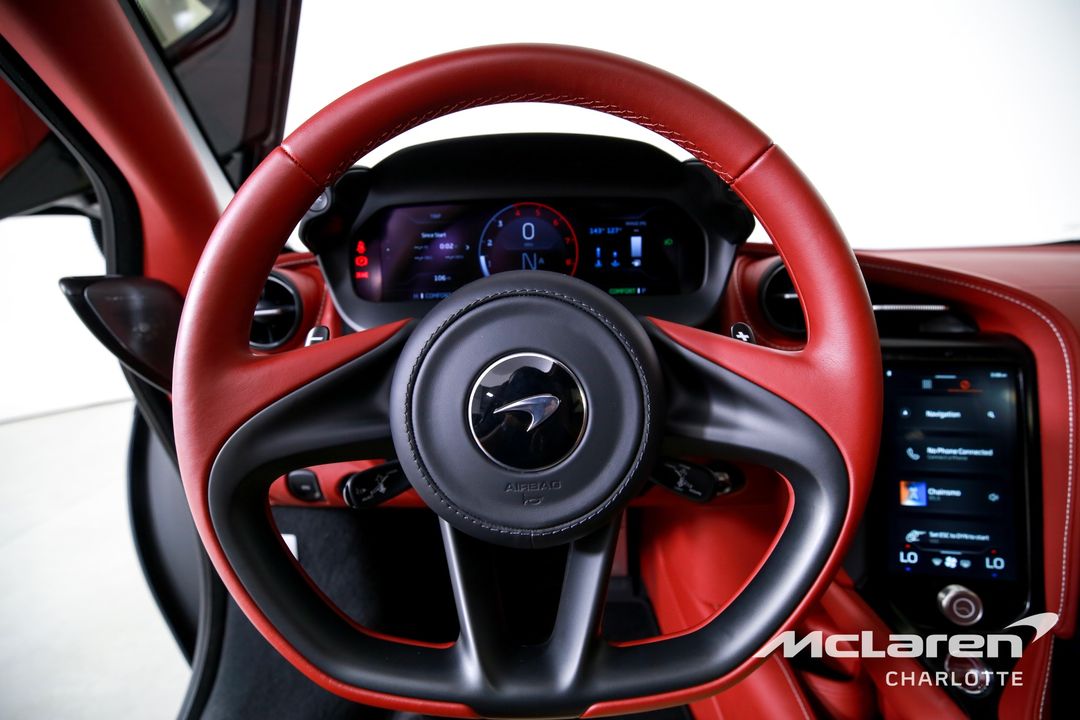2024 McLaren 750S